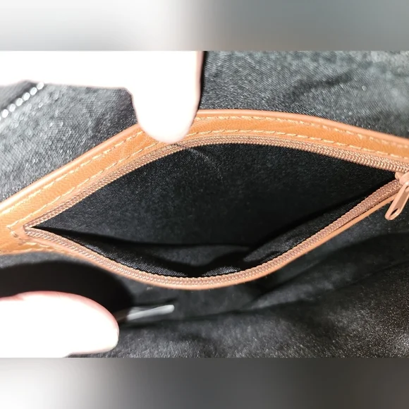 Preowned Rosetti‎ black and tan crossbody - Picture 7 of 8